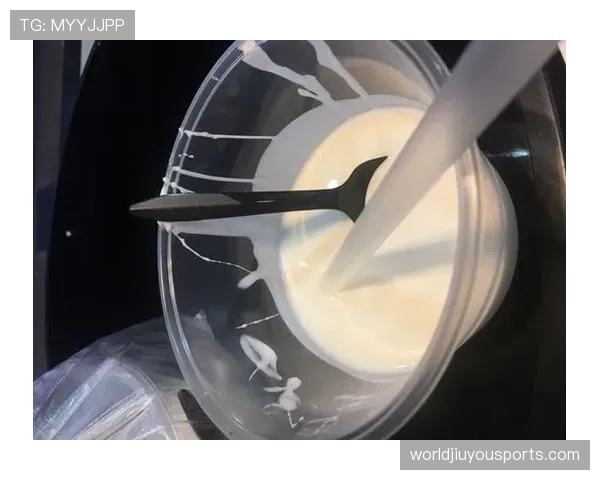 梅西家冰箱里塞满蛋白粉，连饮料都是无糖的